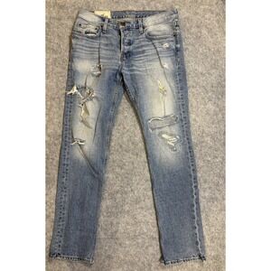 Hollister women's High-Rise Ripped Medium‎ Wash Mom Jeans. Size w33/L32